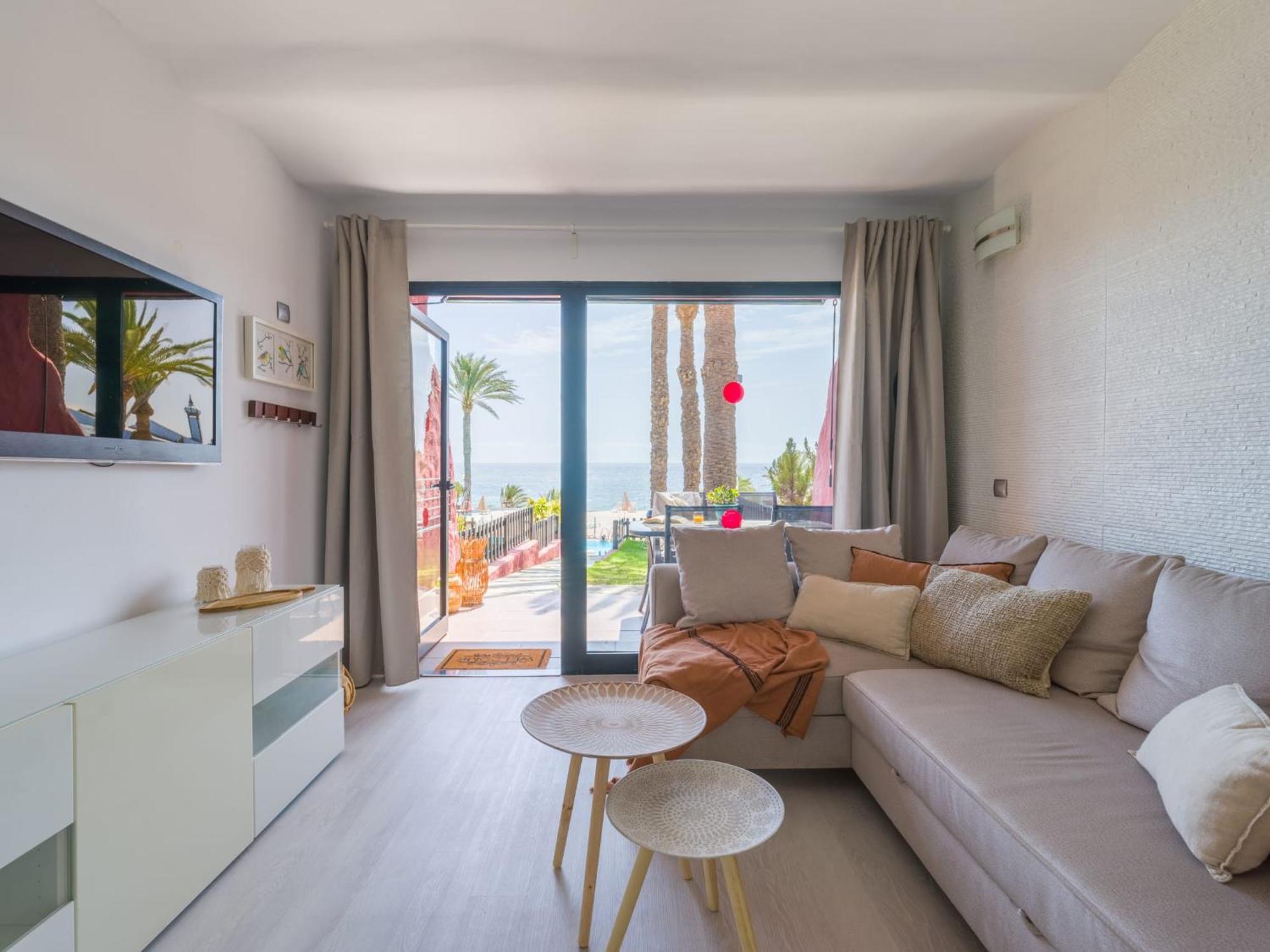 Primera Linea De Playa Apartamento San Bartolomé