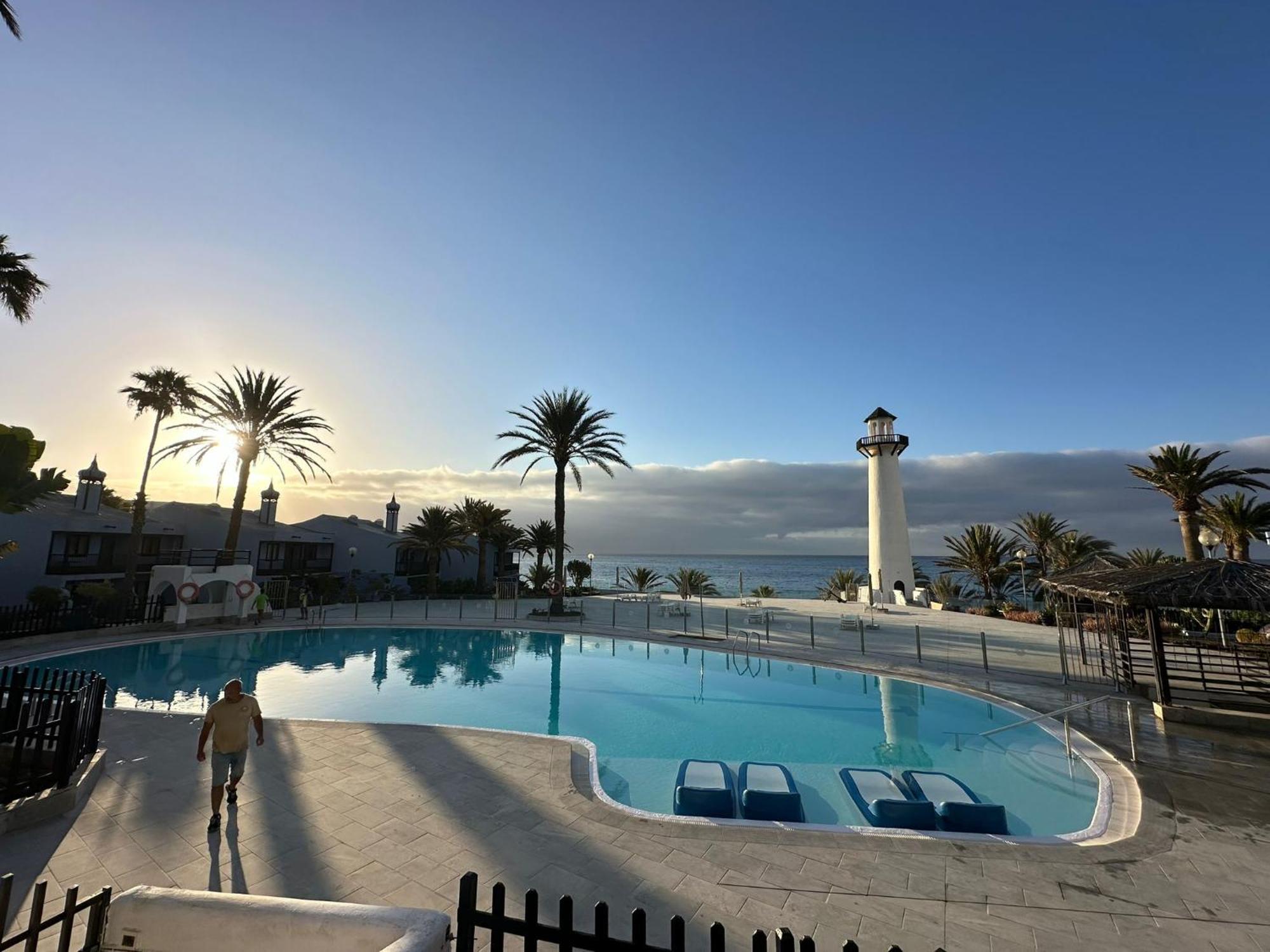 Primera Linea De Playa San Bartolome de Tirajana (Gran Canaria)